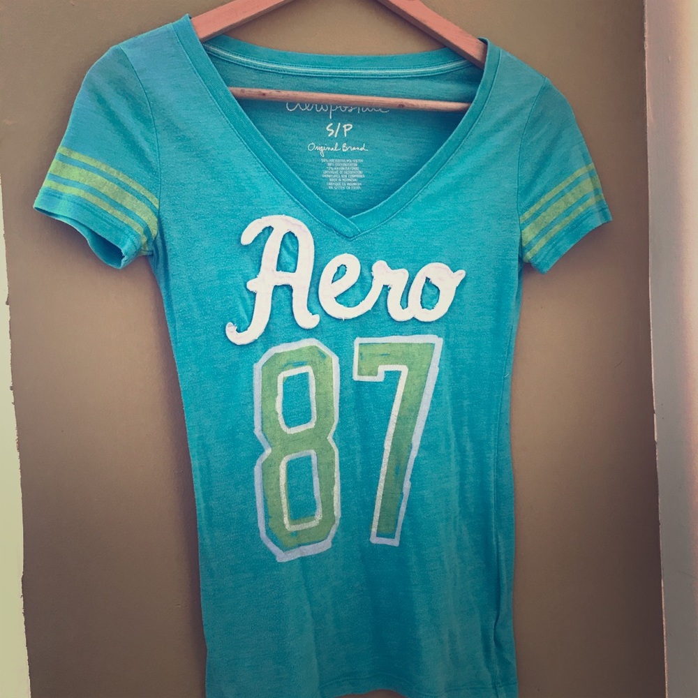 Aeropostale Logo Shirt size small